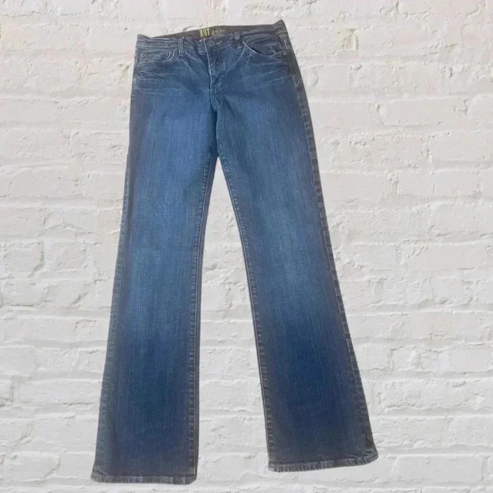 Kut from the Kloth Straight Leg Jeans